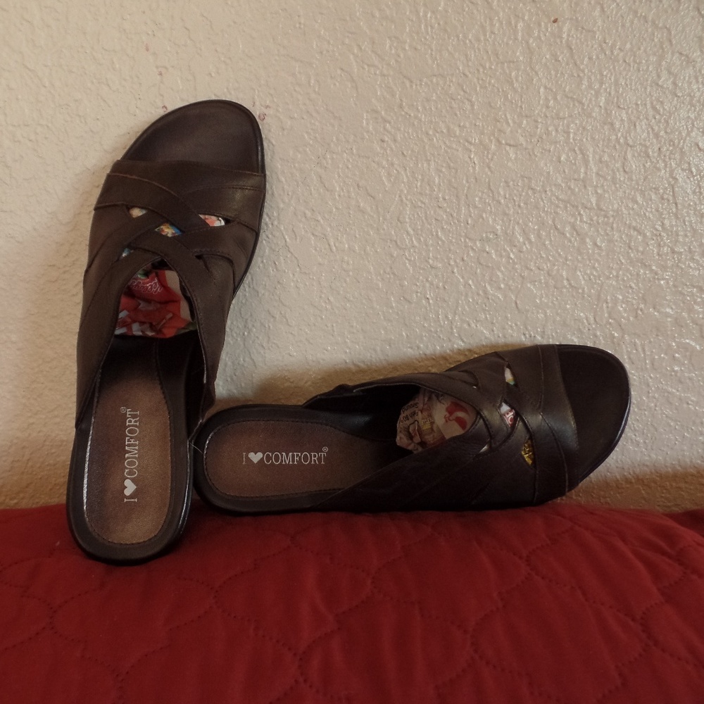 Comport sandals